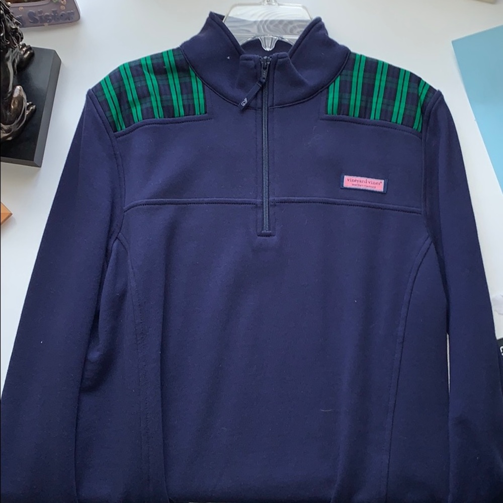 Vineyard Vines Pull Over - image 1